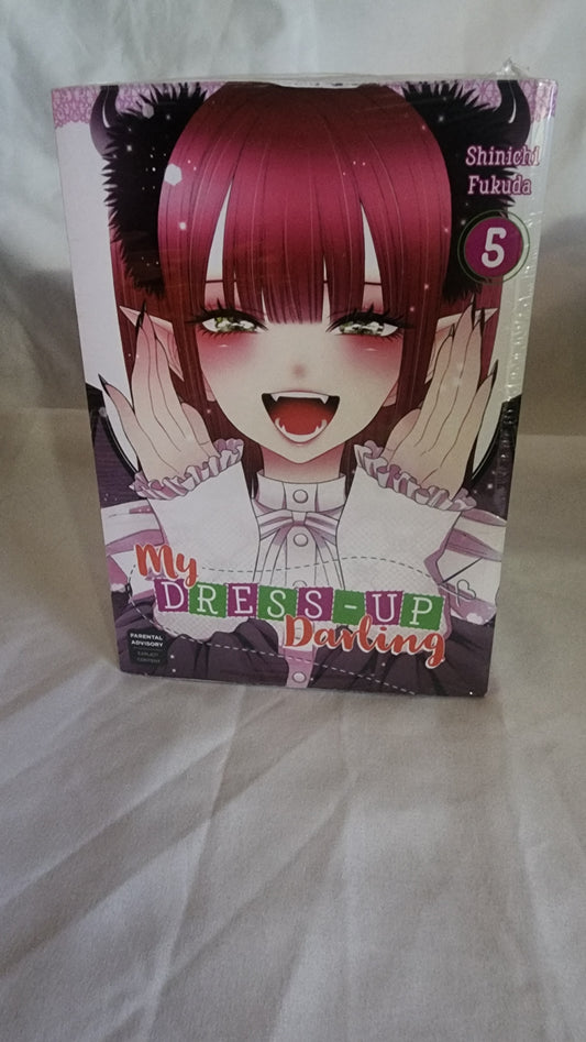 My Dress-Up Darling Manga Volume 5